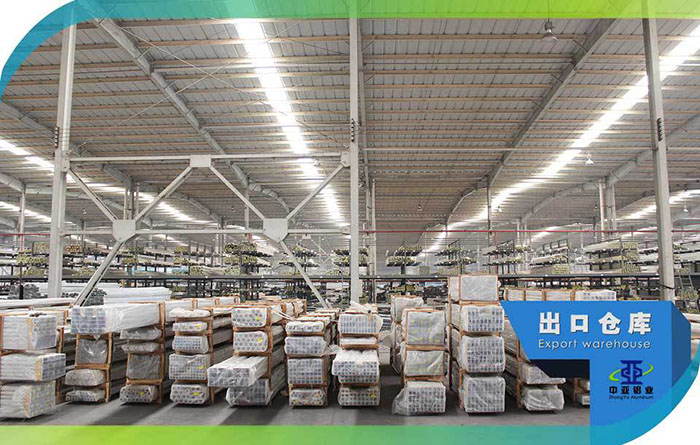鋁型材定制開模鋁型材出口成品倉庫